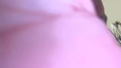 Snapshot of longdick136583483 chatting on December 2025 01:48:02 AM longdick136583483 online show from December 2025 01:48:02 AM