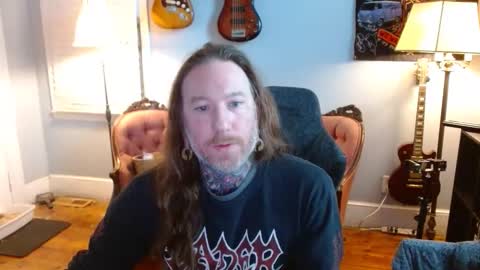 Snapshot of longhair021 chatting on January 2026 02:10:02 PM longhair online show from January 2026 02:10:02 PM