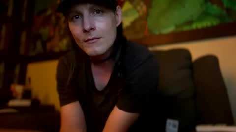 Snapshot of longhotlegs chatting on December 2024 10:28:02 AM Nobody online show from December 2024 10:28:02 AM