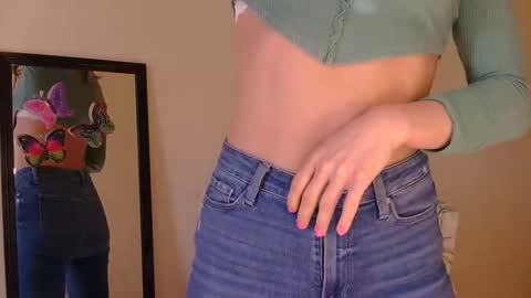 Cutenurse91 online show from May 2026 01:29:01 PM