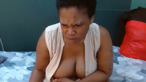 Longlip30 online show from February 2026 06:26:01 AM