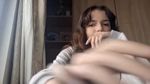 Snapshot of lonniegoldrup chatting on December 2025 08:34:01 AM Kelly u can call Kelik online show from December 2025 08:34:01 AM