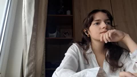 Snapshot of lonniegoldrup chatting on December 2025 08:34:01 AM Kelly u can call Kelik online show from December 2025 08:34:01 AM