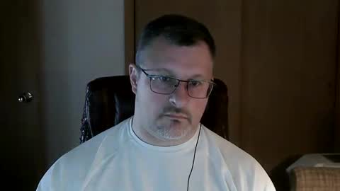 Snapshot of lookin75 chatting on October 2025 03:21:02 AM lookin75 online show from October 2025 03:21:02 AM