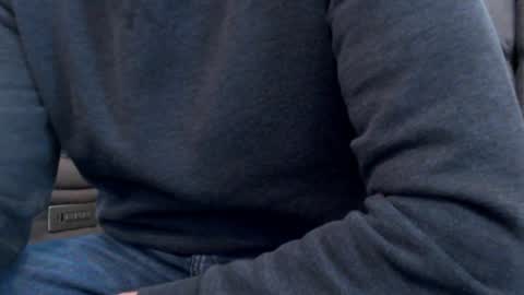 looking469 online show from April 2026 04:51:02 PM