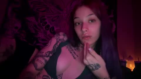 Snapshot of lookingforlona chatting on September 2025 03:07:02 AM lookingforlona online show from September 2025 03:07:02 AM