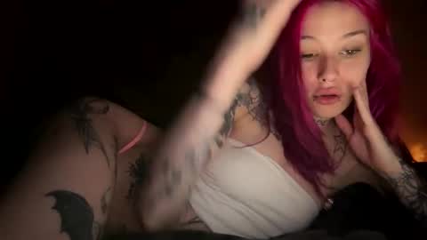 Snapshot of lookingforlona chatting on October 2025 01:34:01 PM lookingforlona online show from October 2025 01:34:01 PM