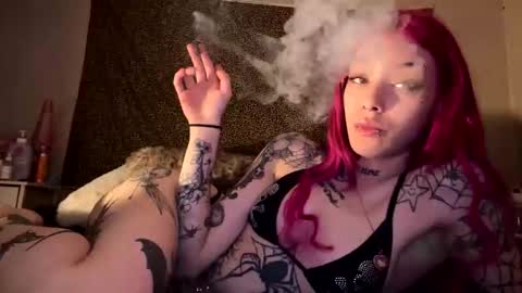 Snapshot of lookingforlona chatting on November 2025 03:01:01 PM lookingforlona online show from November 2025 03:01:01 PM