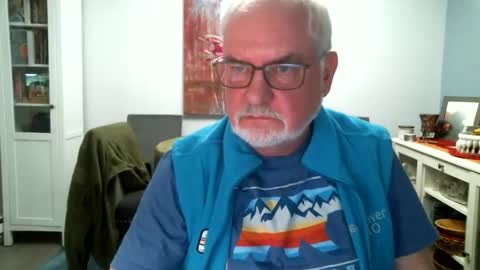 loop102 online show from April 2026 02:38:01 AM