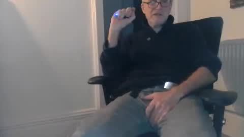 Snapshot of loose565 chatting on January 2025 02:03:02 AM loose565 online show from January 2025 02:03:02 AM