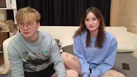 Jean and Isa right couple Mark and Eva left couple online show from February 2025 11:18:02 AM