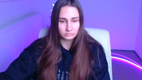 Lora online show from January 2026 06:28:02 AM