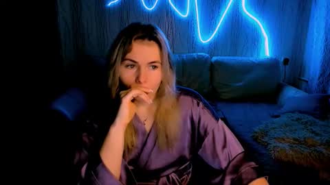 Lora online show from December 2025 03:56:02 AM