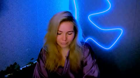 Lora online show from February 2026 03:02:02 AM