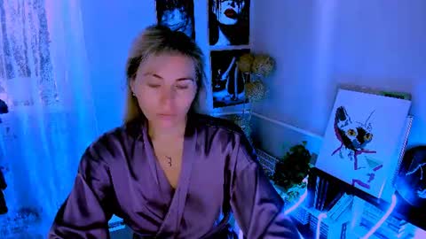 Lora online show from June 2026 02:13:02 AM