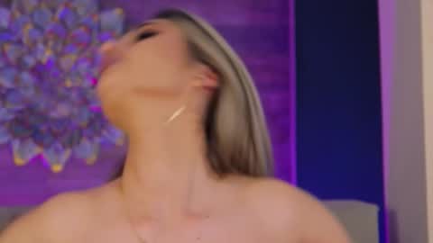 Lora online show from January 2026 08:12:02 PM