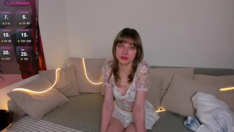 lorafisher online show from April 2026 08:35:02 PM