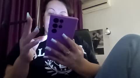 Lora online show from January 2025 04:02:01 PM