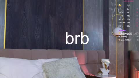 Snapshot of loraineluff chatting on December 2024 08:51:01 PM Loraine online show from December 2024 08:51:01 PM