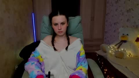 Lorik online show from April 2026 07:36:02 PM