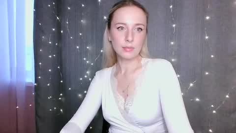 loravine online show from March 2026 02:55:01 PM