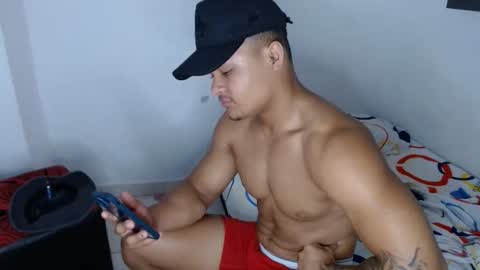 Dominic online show from October 2025 04:19:01 PM