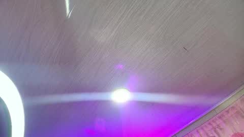 Snapshot of loren_44tits chatting on March 2025 01:32:02 AM Loren online show from March 2025 01:32:02 AM