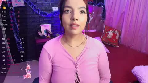 Loren online show from December 2025 10:18:02 PM