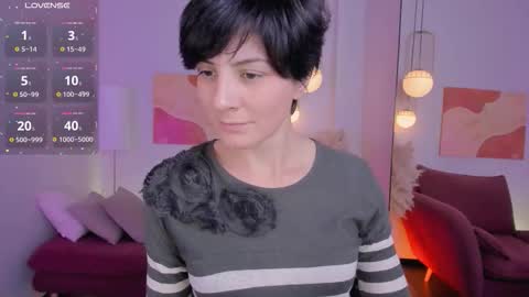 Loren online show from October 2025 02:29:01 PM