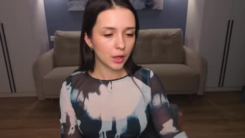 Loren online show from December 2025 02:15:01 PM