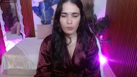 Loren online show from March 2026 02:41:01 AM