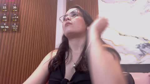 Loren online show from May 2026 02:19:01 AM