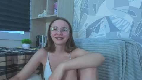 lorettedarsi online show from July 2026 04:19:01 AM