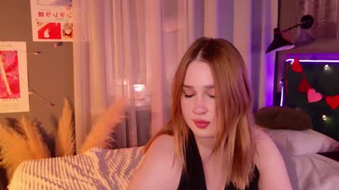 Snapshot of lori_mason chatting on February 2025 09:38:01 PM Lori online show from February 2025 09:38:01 PM