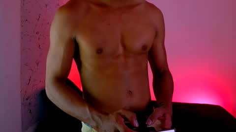 Lorian Vikel  online show from April 2026 03:58:01 AM