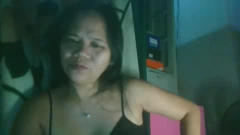 Snapshot of lorraine_cola chatting on December 2025 06:59:01 PM Lorraine online show from December 2025 06:59:01 PM