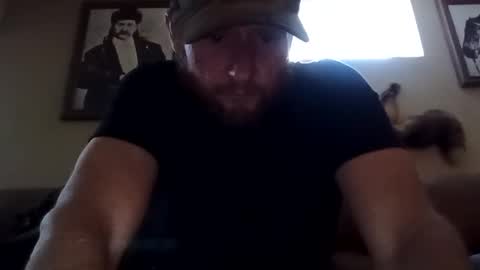 Snapshot of lotostepdad chatting on February 2025 09:37:02 PM lotostepdad online show from February 2025 09:37:02 PM