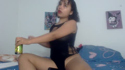 Snapshot of lou_cuteee chatting on January 2025 12:34:02 AM lou_cuteee online show from January 2025 12:34:02 AM