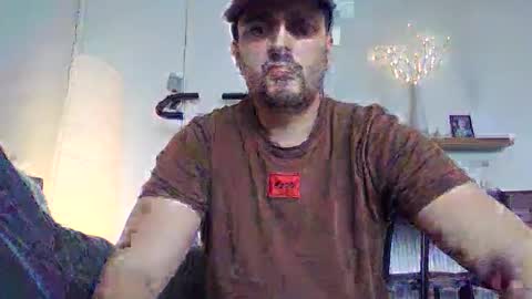Snapshot of louie_dog chatting on March 2026 10:08:01 AM louie_dog online show from March 2026 10:08:01 AM
