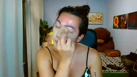 Snapshot of louie_sexy chatting on June 2026 08:33:02 AM Cathy online show from June 2026 08:33:02 AM