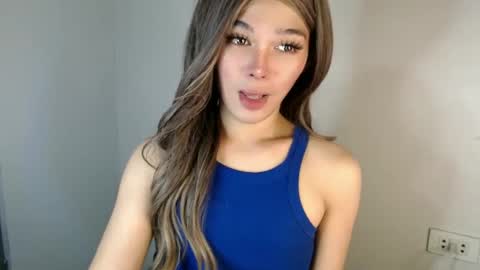 louilalicious online show from February 2025 03:58:02 AM