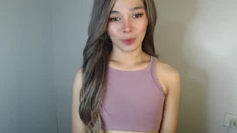 louilalicious online show from March 2025 06:48:01 AM