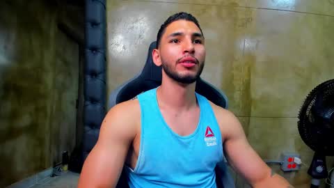 Louis online show from March 2025 11:20:01 PM