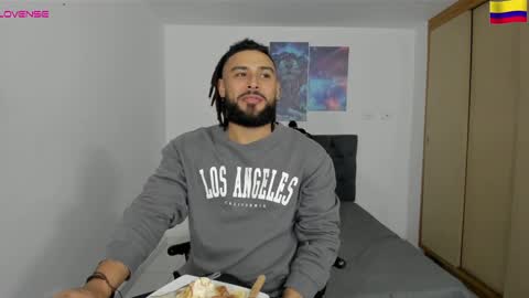 Snapshot of louis_marley_ chatting on December 2024 01:15:02 AM louis_marley_ online show from December 2024 01:15:02 AM