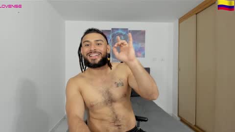 Snapshot of louis_marley_ chatting on December 2024 02:30:01 AM louis_marley_ online show from December 2024 02:30:01 AM