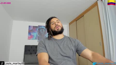 Snapshot of louis_marley_ chatting on January 2025 11:13:02 PM louis_marley_ online show from January 2025 11:13:02 PM