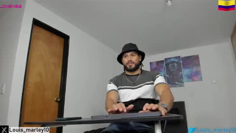 Snapshot of louis_marley_ chatting on March 2025 02:52:01 AM louis_marley_ online show from March 2025 02:52:01 AM