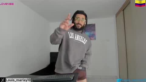 Snapshot of louis_marley_ chatting on October 2025 03:55:02 PM louis_marley_ online show from October 2025 03:55:02 PM