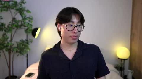 Louis online show from April 2026 09:53:01 PM