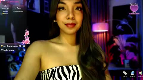 Snapshot of louisassy chatting on October 2025 02:01:02 AM Louisa online show from October 2025 02:01:02 AM